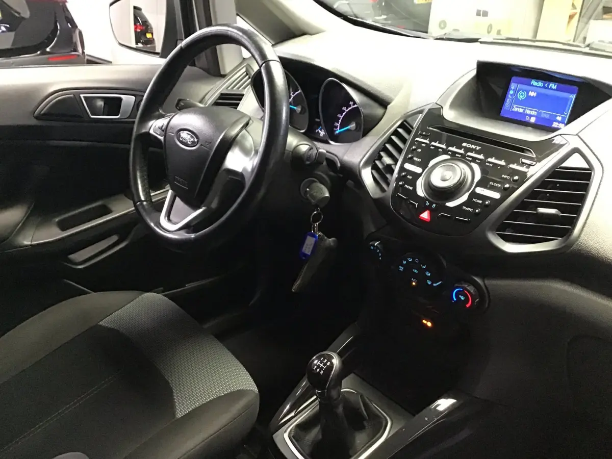 1.0 EcoBoost Trend I 1e Eigen I 58xxx I Navi I Camera I New Apk + Beurt + Remmen I Dealer Onderh I Led I 16inch LMV.
