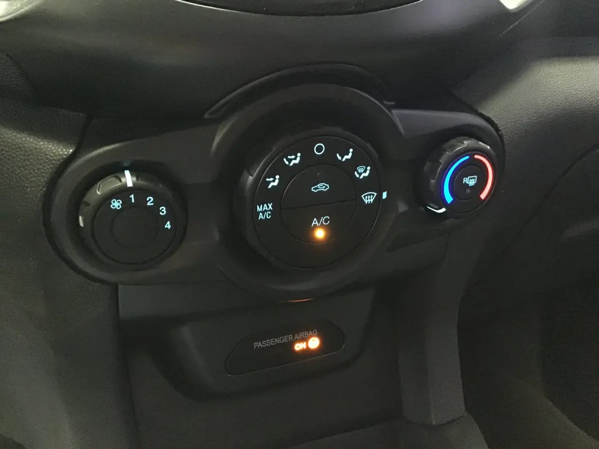 1.0 EcoBoost Trend I 1e Eigen I 58xxx I Navi I Camera I New Apk + Beurt + Remmen I Dealer Onderh I Led I 16inch LMV.