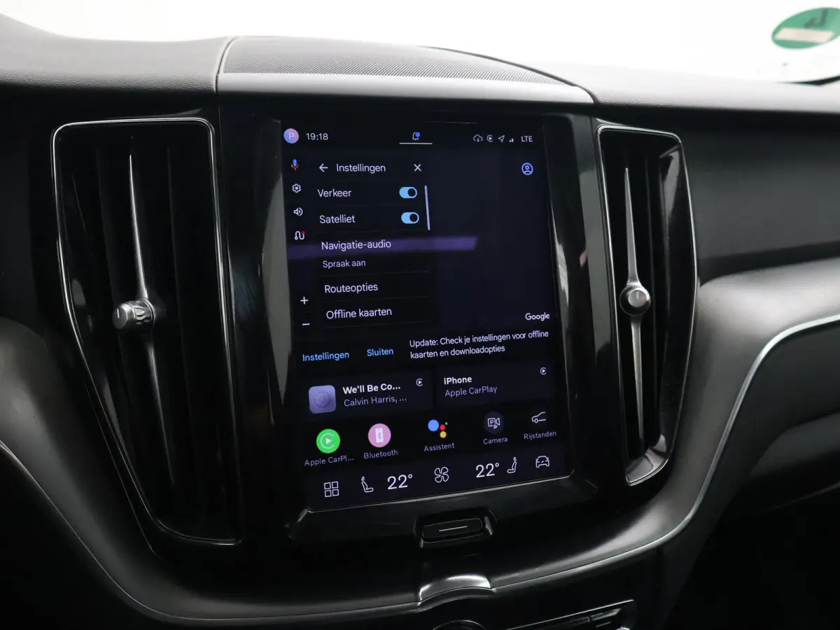 2.0 T6 350 PK PLUG-IN HYBRID AWD CORE BRIGHT + ELEK. TREKHAAK 2250 KG | PANORAMA | CARPLAY | ADAPTIVE CRUISE