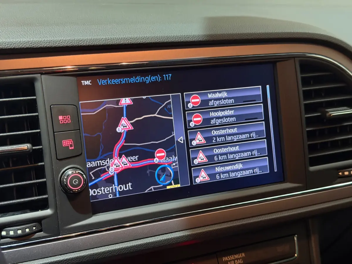 1.0 EcoTSI Style AUT/NAVI/CRUISE/CARPLAY/KEYLESS/PDC/LANE-ASSIST/NAP/GARANTIE