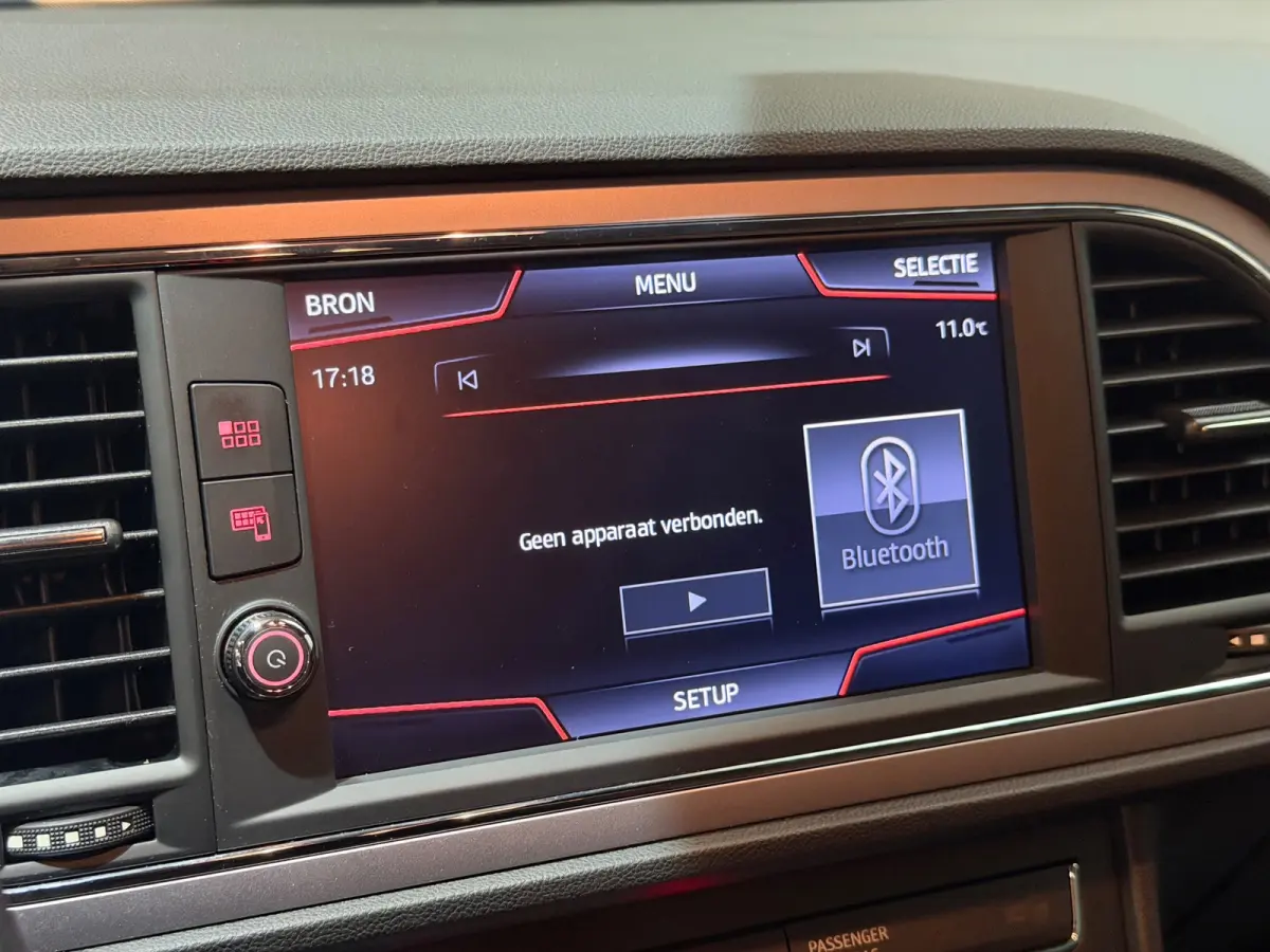 1.0 EcoTSI Style AUT/NAVI/CRUISE/CARPLAY/KEYLESS/PDC/LANE-ASSIST/NAP/GARANTIE