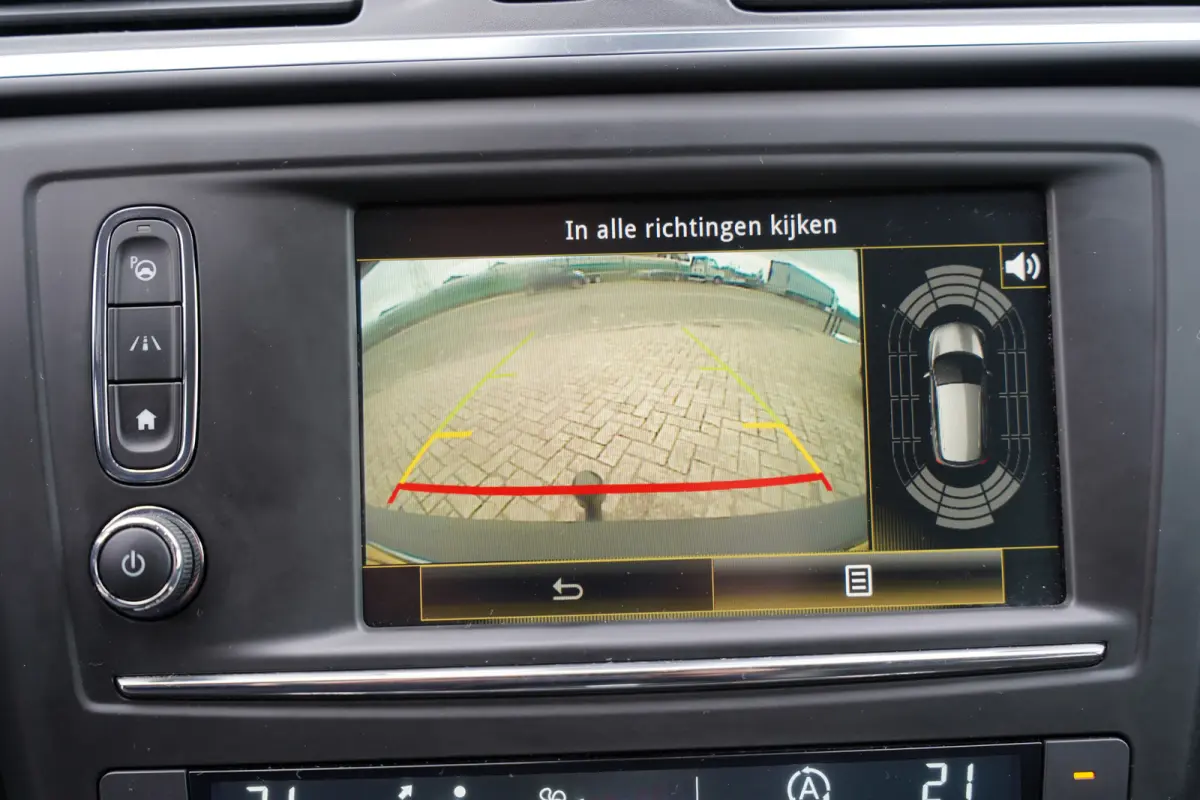 Kadjar TCe Intens 131pk | | Apple Carplay/Android Auto | Dab | Lichtmetalen velgen 17" | Navigatiesysteem full map | Parkeersensor voor en achter | Trekhaak | Dealer onderhouden!