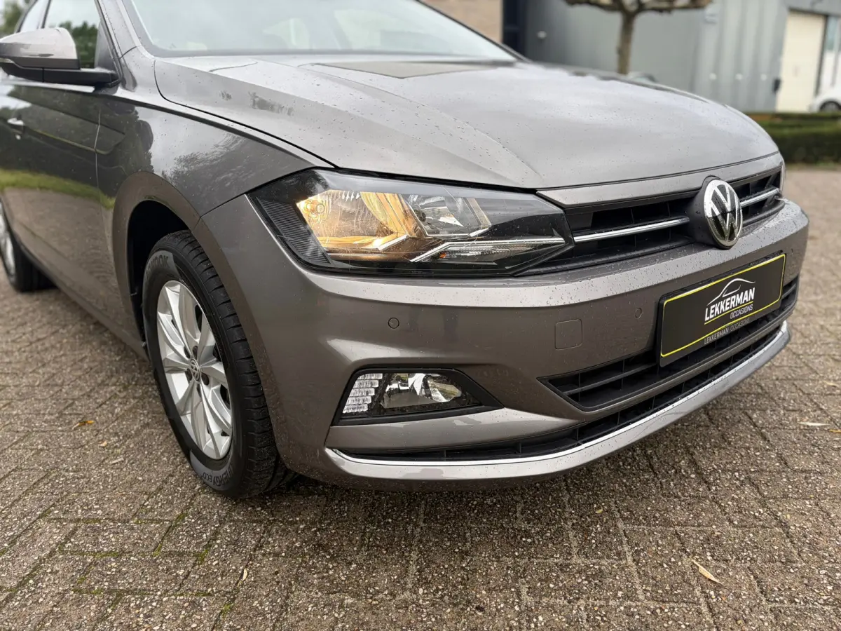 1.0 TSI Highline PANO I CLIMA I PDC I STOEL VERW I CARPLAY I NWE APK