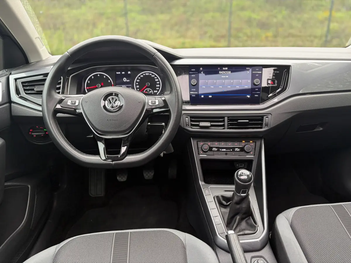 1.0 TSI Highline PANO I CLIMA I PDC I STOEL VERW I CARPLAY I NWE APK