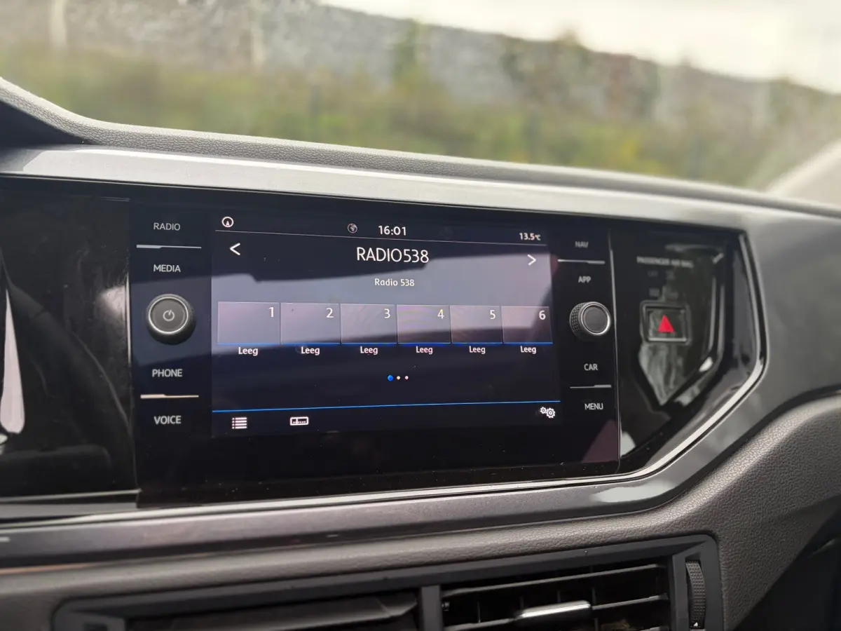 1.0 TSI Highline PANO I CLIMA I PDC I STOEL VERW I CARPLAY I NWE APK
