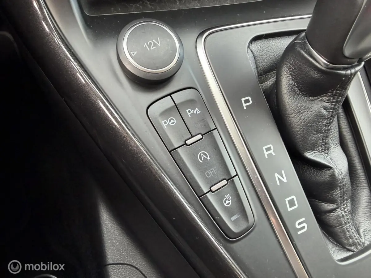 1.0 Titanium AUTOMAAT*NAVI*CRUISE*PDC*CLIMA*
