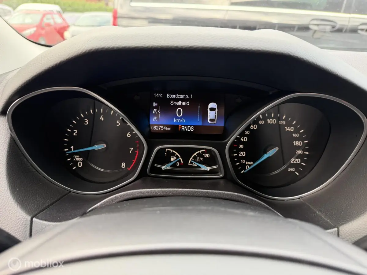 1.0 Titanium AUTOMAAT*NAVI*CRUISE*PDC*CLIMA*