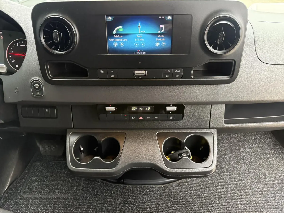 bestel 317 Automaat L2H2 DC Airco*Cruise*Apple