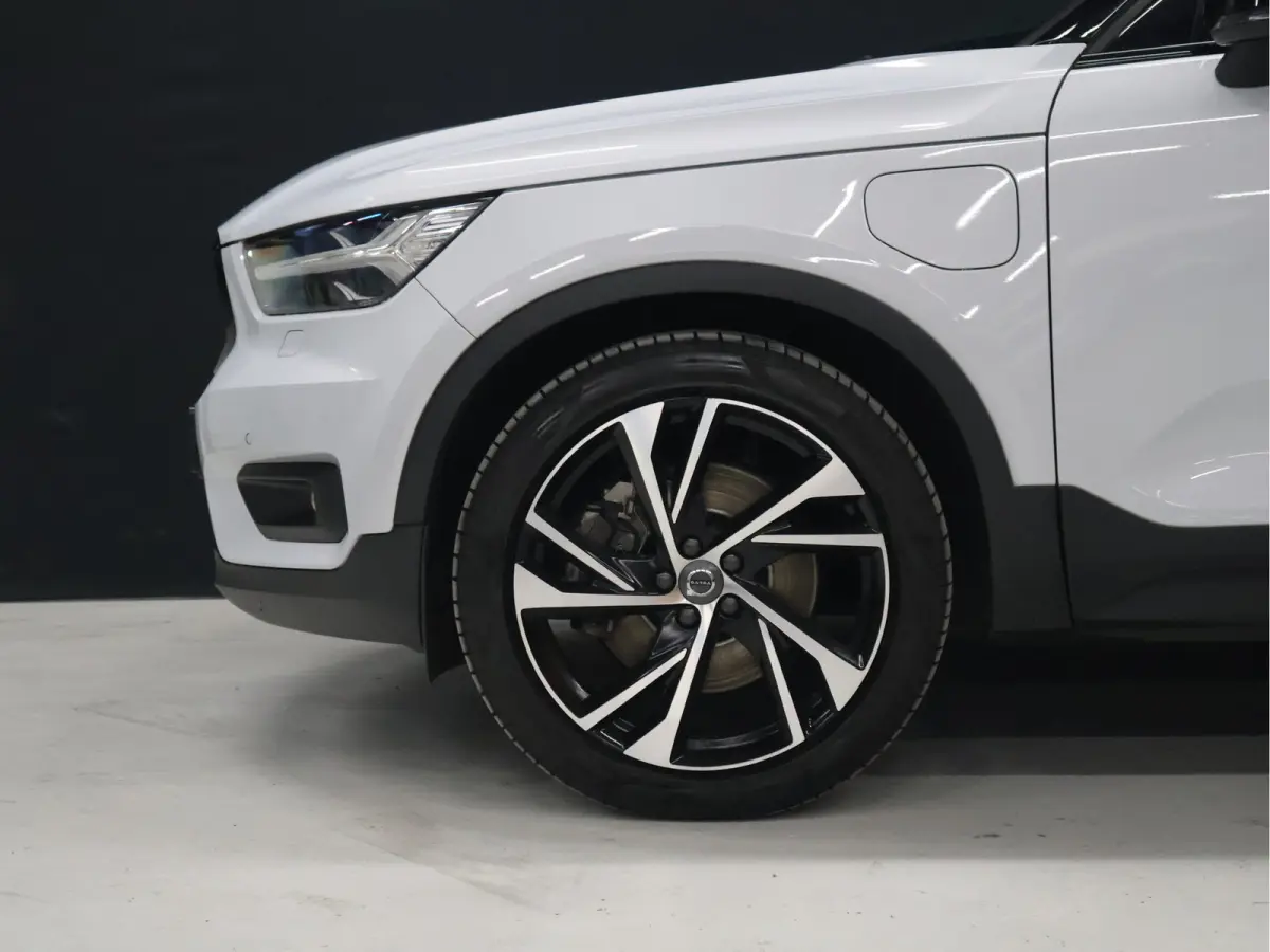 1.5 T5 Inscription [SCHUIFKANTELDAK, ADAPTIVE CRUISE CONTROL, APPLE CARPLAY, ANDROID, HARMAN/KARDON, STOELVERWARMING, STUURVERWARMING, CAMERA V+A, DIGITAL DASH, HALF ALCANTARA, ELEKTRISCHE A