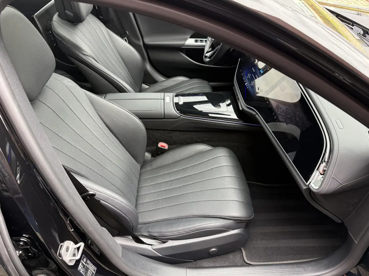 300 e 4MATIC Exclusive Line Luchtvering FULL PPF