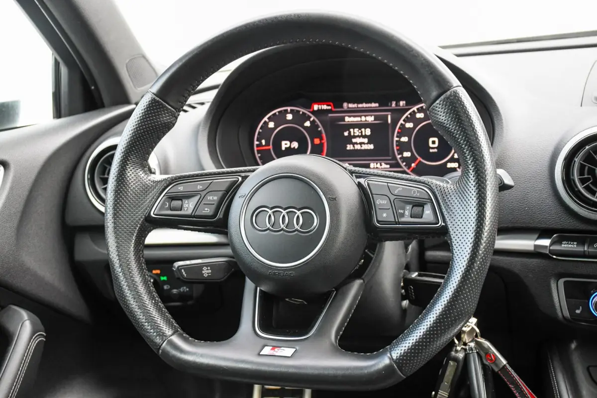 2.0 TDI S-Line Plus Pano Standkachel