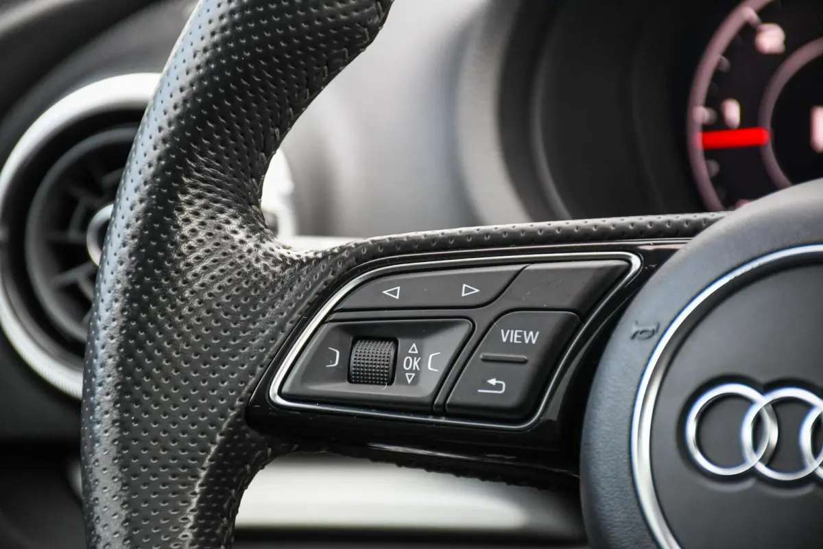 2.0 TDI S-Line Plus Pano Standkachel