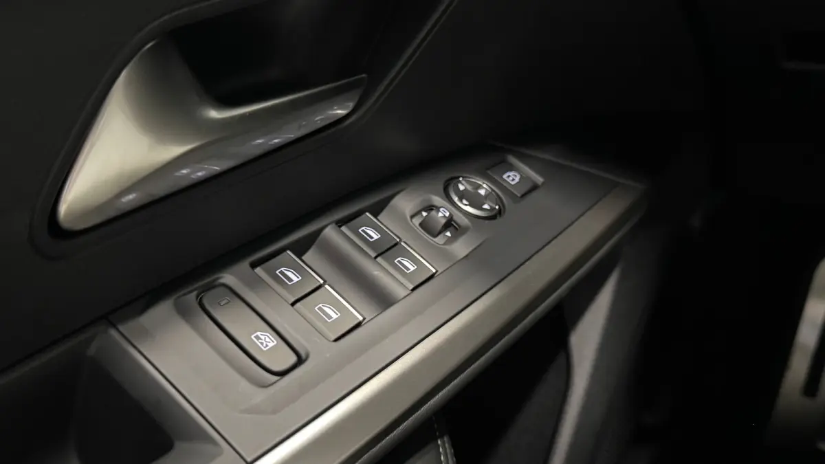 GT | Adaptieve cruise control met Stop&Go functie | LED 3D-achterlichten | Pack Safety Plus
