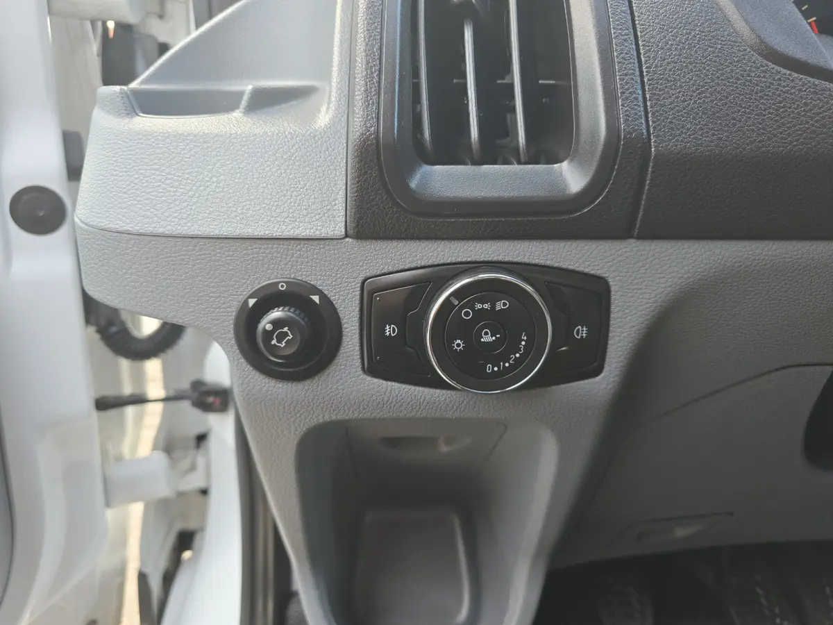 350 2.0 TDCI L4H3 Trend - 131 Pk - Euro 6