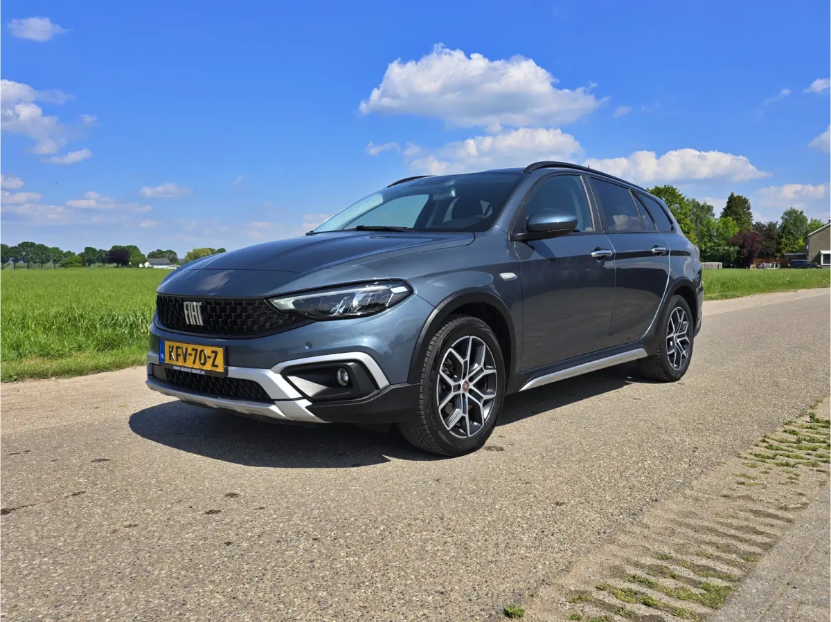 1.5 Hybrid City - 150 Pk - ParkeerCamera - Adaptive Cruise Control - Climate control