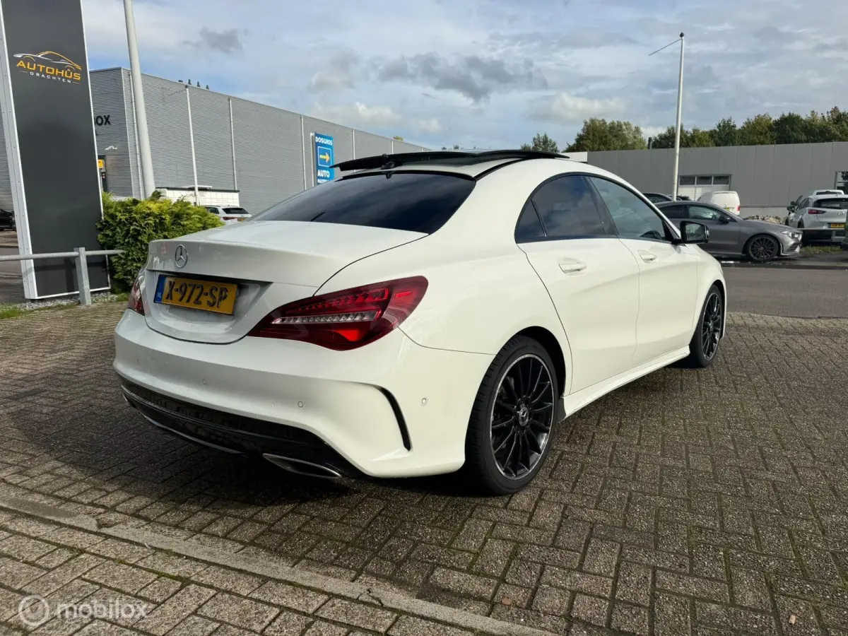180 Business Solution AMG Panoramadak 103209 km
