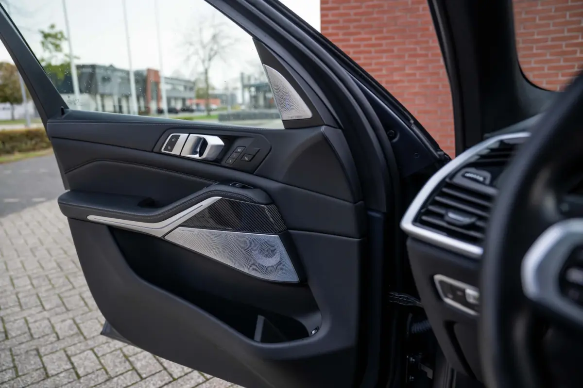 xDrive45e M-Sport Bowers & Wilkins M-Seats Carbon