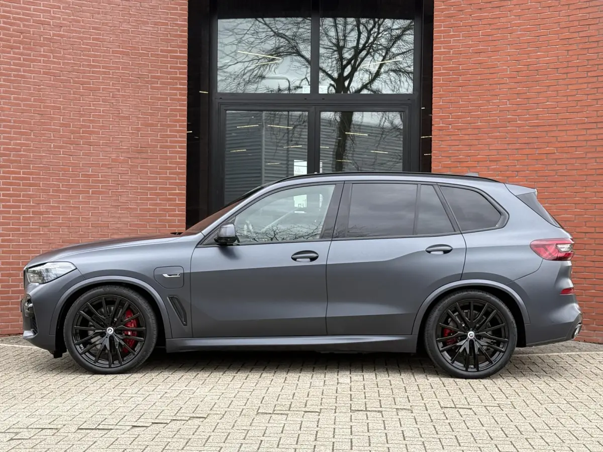 xDrive45e M-Sport Bowers & Wilkins M-Seats Carbon
