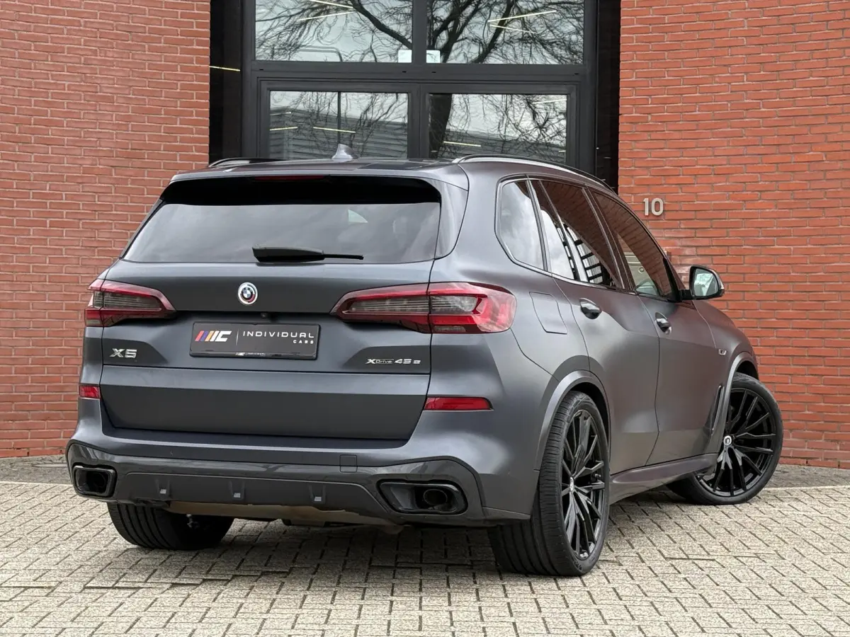 xDrive45e M-Sport Bowers & Wilkins M-Seats Carbon
