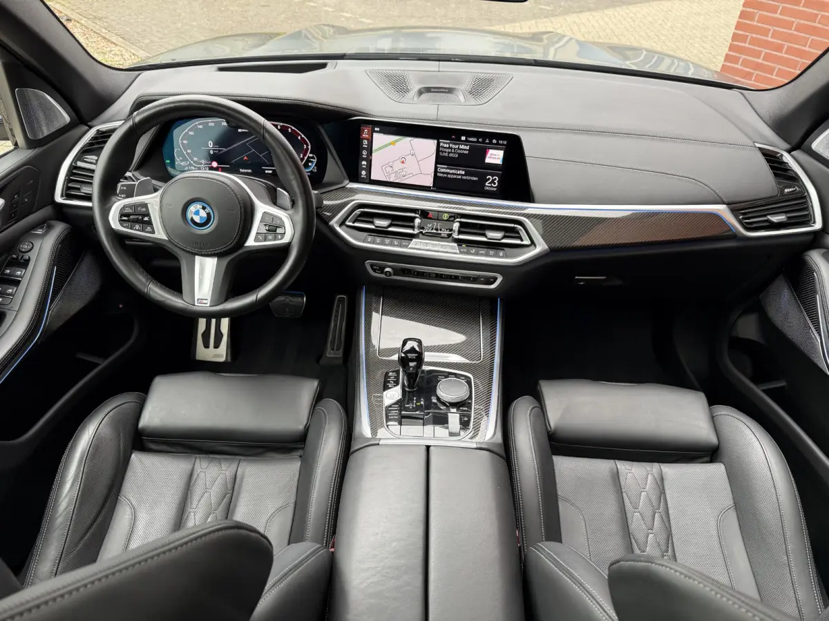xDrive45e M-Sport Bowers & Wilkins M-Seats Carbon