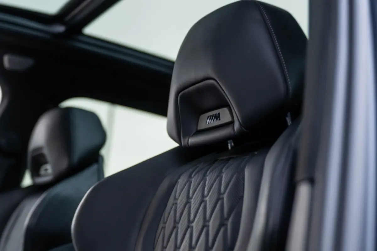 xDrive45e M-Sport Bowers & Wilkins M-Seats Carbon