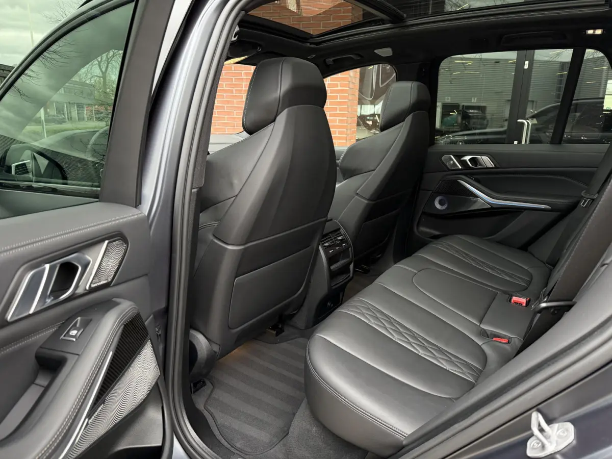 xDrive45e M-Sport Bowers & Wilkins M-Seats Carbon