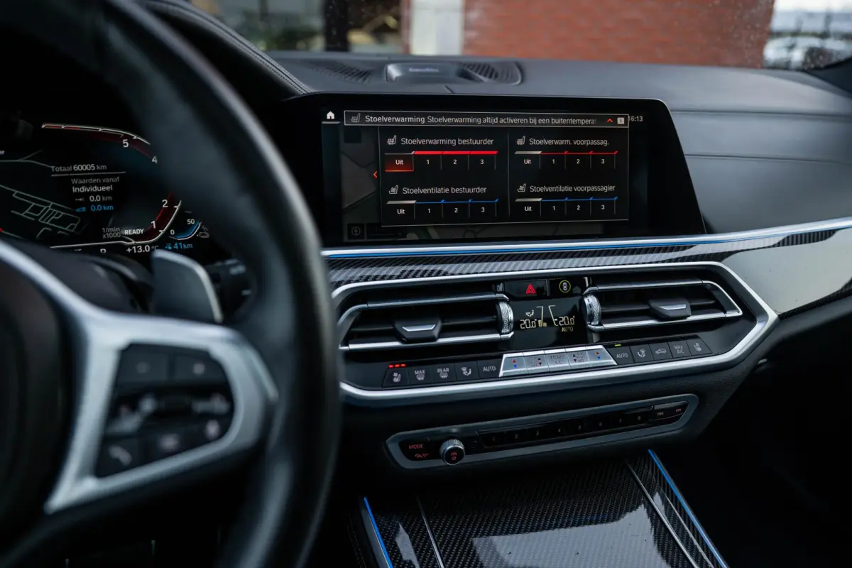 xDrive45e M-Sport Bowers & Wilkins M-Seats Carbon