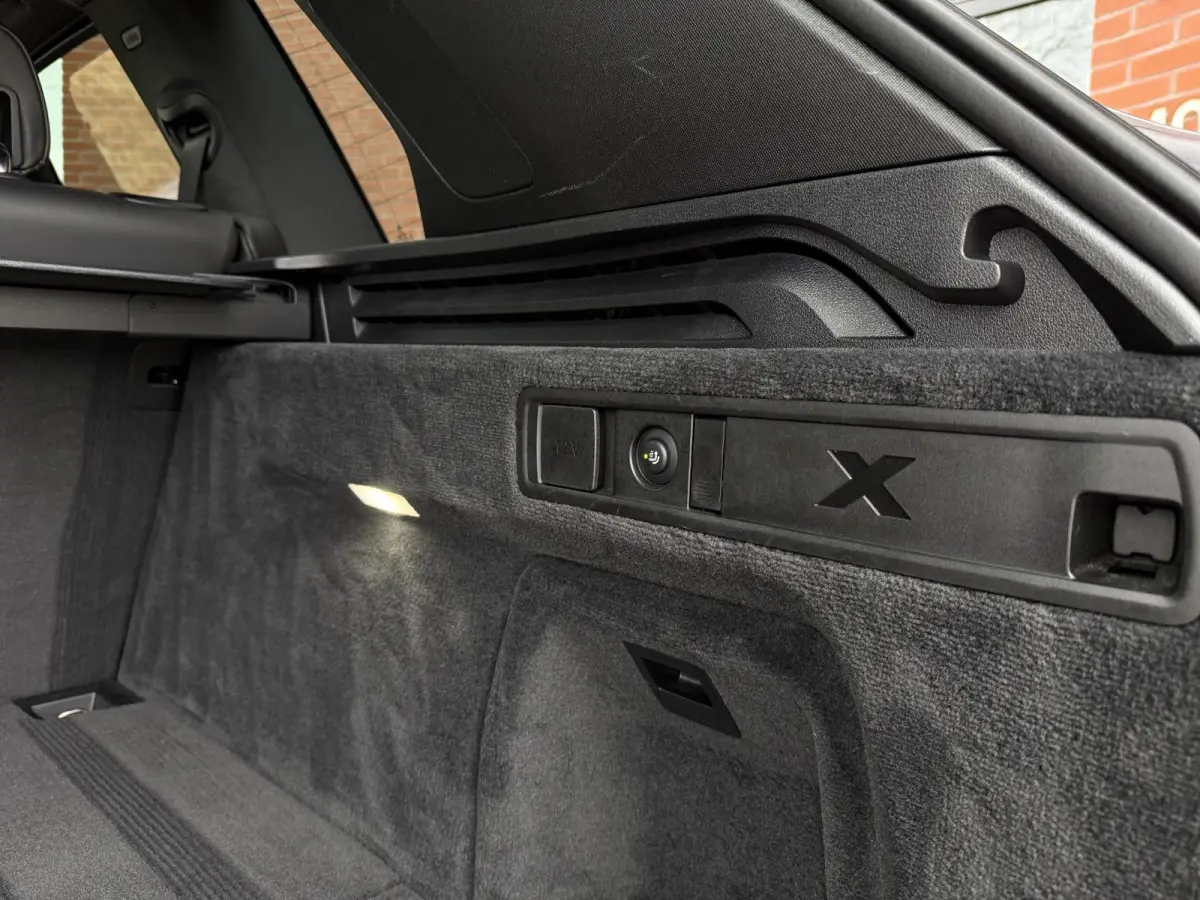 xDrive45e M-Sport Bowers & Wilkins M-Seats Carbon