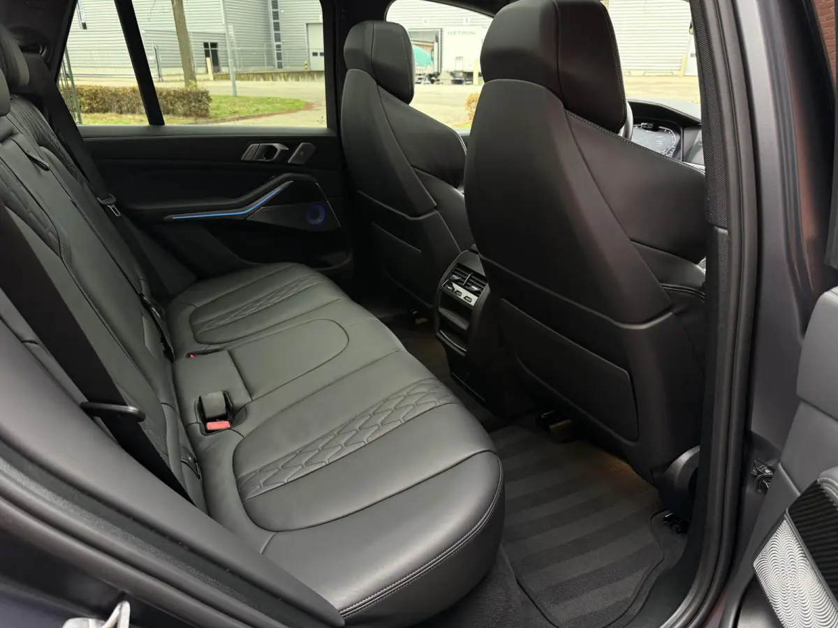 xDrive45e M-Sport Bowers & Wilkins M-Seats Carbon