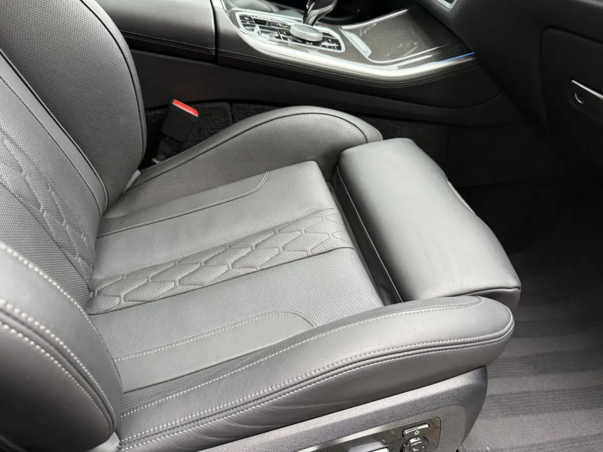 xDrive45e M-Sport Bowers & Wilkins M-Seats Carbon