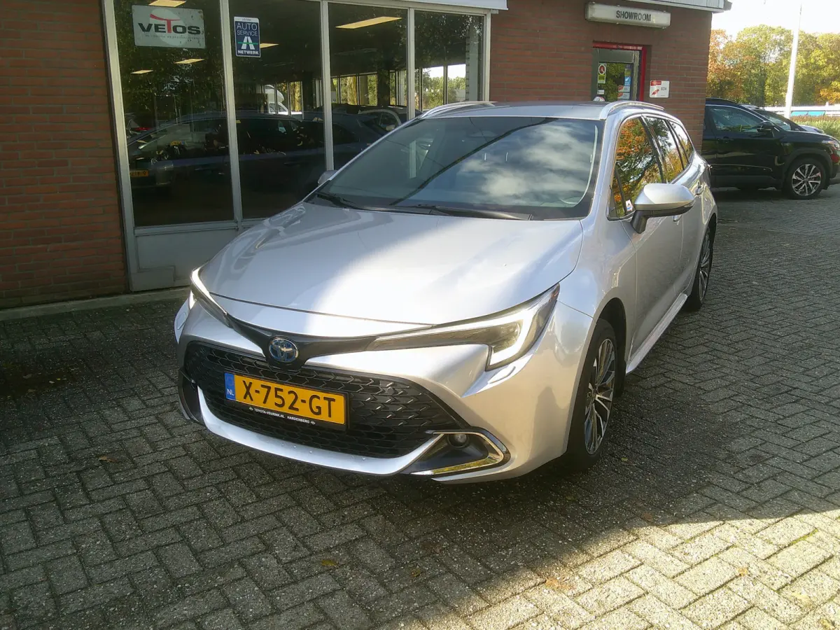 Hybrid 140 Dynamic