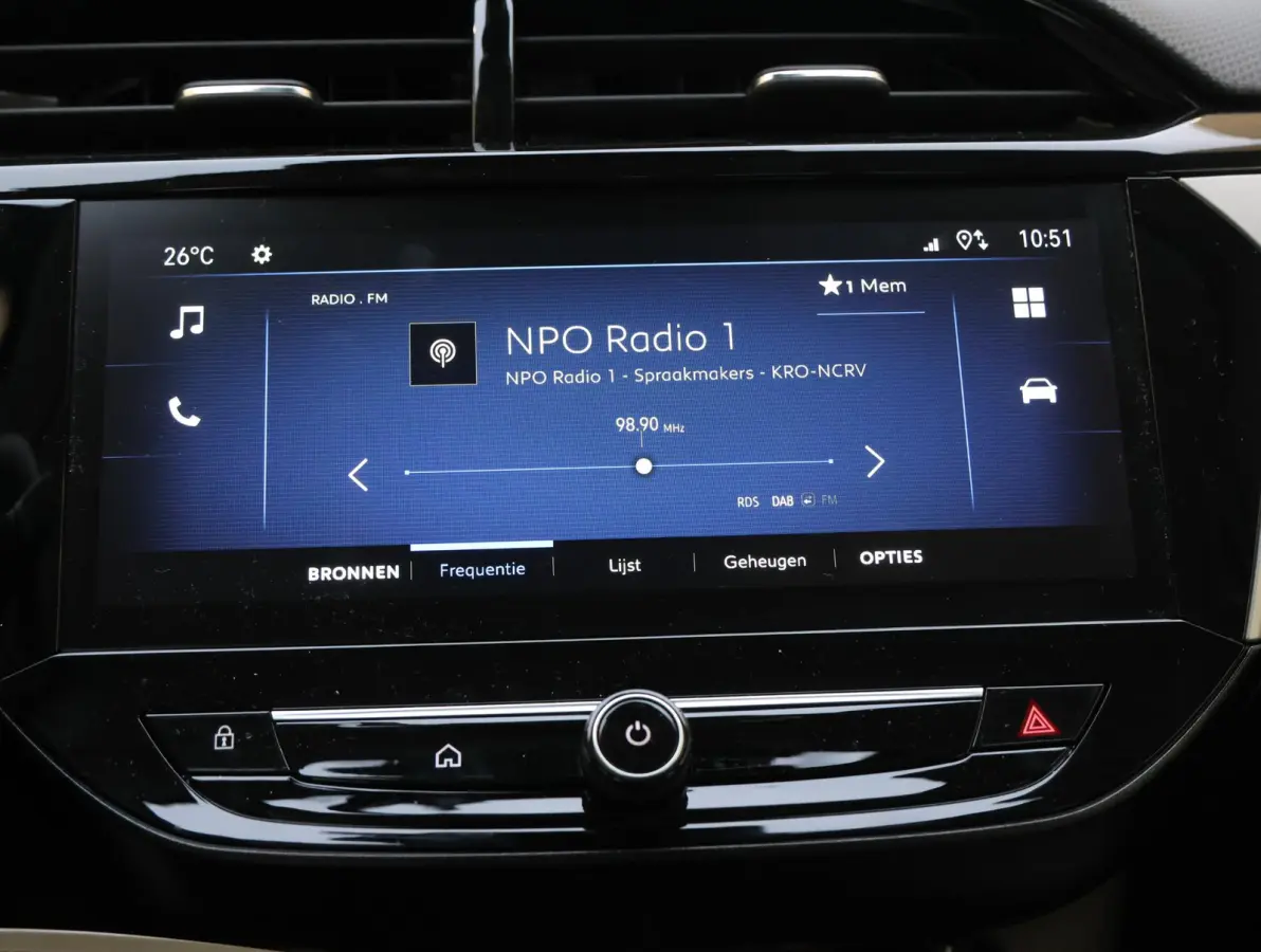 Edition Hybrid 110 pk Automaat | Tot 8 jaar Garantie | Apple Carplay/Android Auto | Achteruitrijcamera | Airco | Parkeersensoren rondom | Dodehoekbewaking