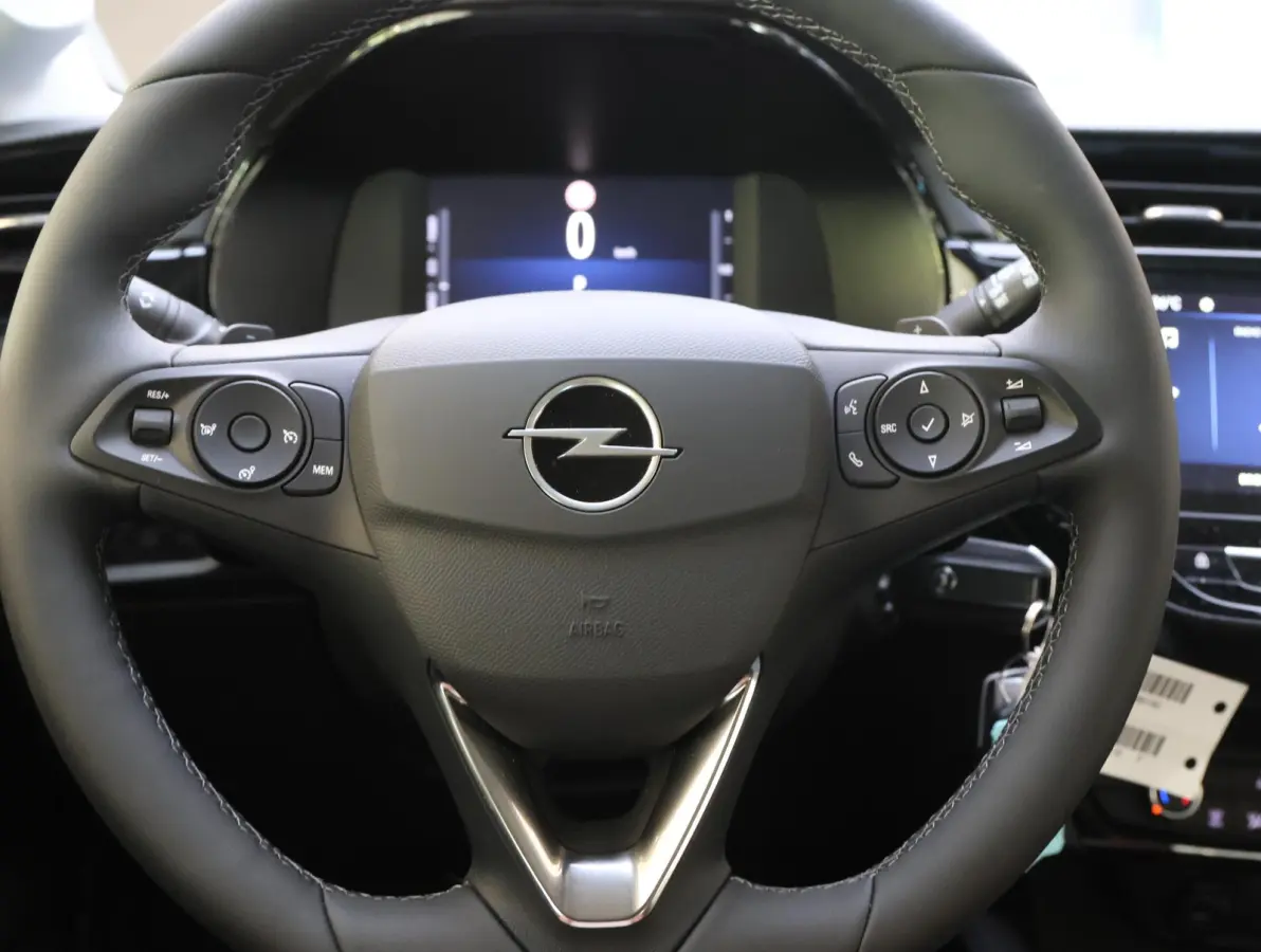 Edition Hybrid 110 pk Automaat | Tot 8 jaar Garantie | Apple Carplay/Android Auto | Achteruitrijcamera | Airco | Parkeersensoren rondom | Dodehoekbewaking