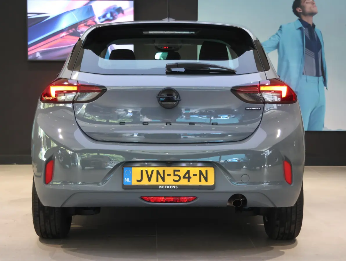 Edition Hybrid 110 pk Automaat | Tot 8 jaar Garantie | Apple Carplay/Android Auto | Achteruitrijcamera | Airco | Parkeersensoren rondom | Dodehoekbewaking