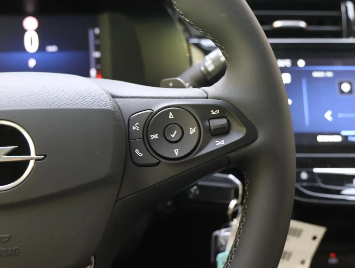 Edition Hybrid 110 pk Automaat | Tot 8 jaar Garantie | Apple Carplay/Android Auto | Achteruitrijcamera | Airco | Parkeersensoren rondom | Dodehoekbewaking