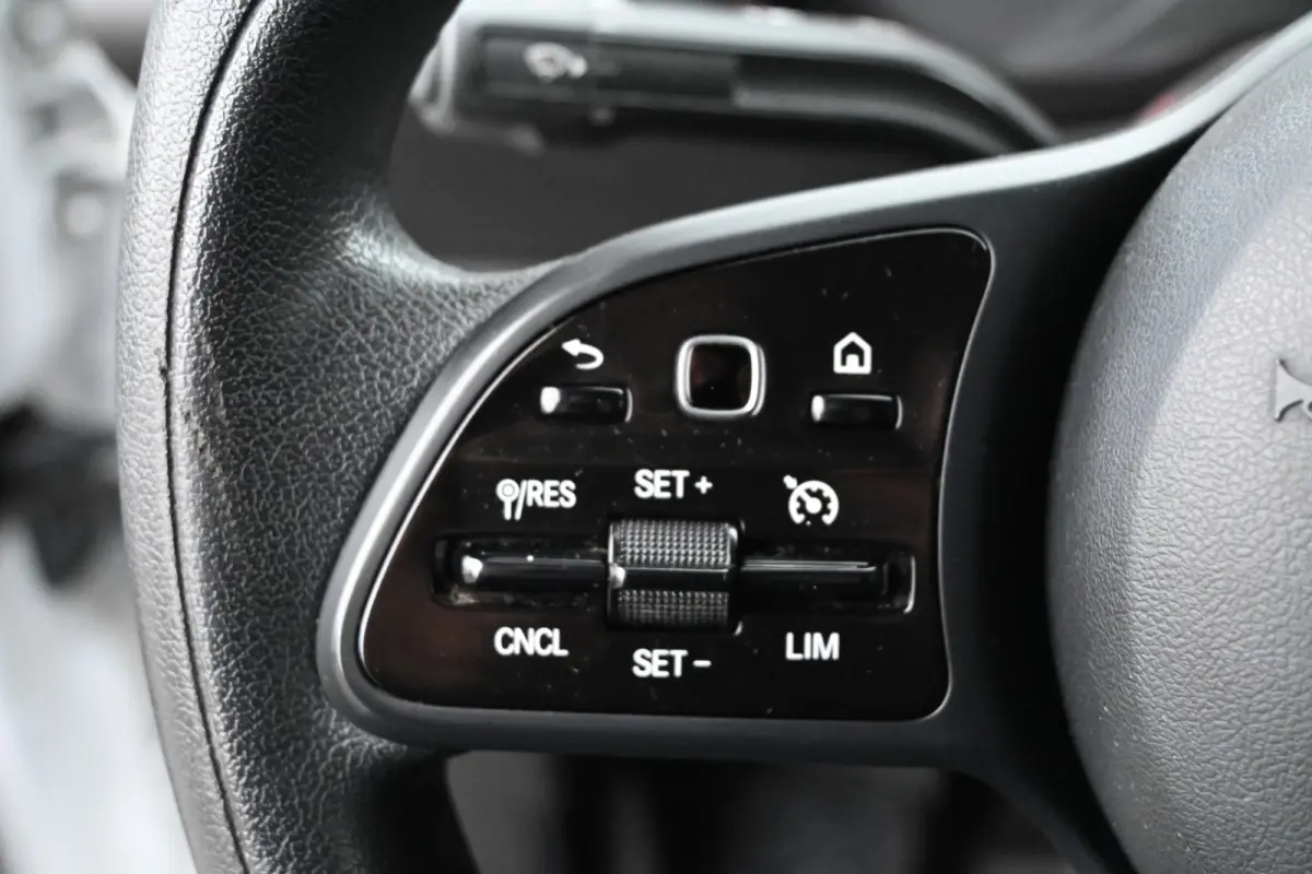110 CDI L1 Pro 2 Schuifdeuren, Apple Carplay / Android Auto