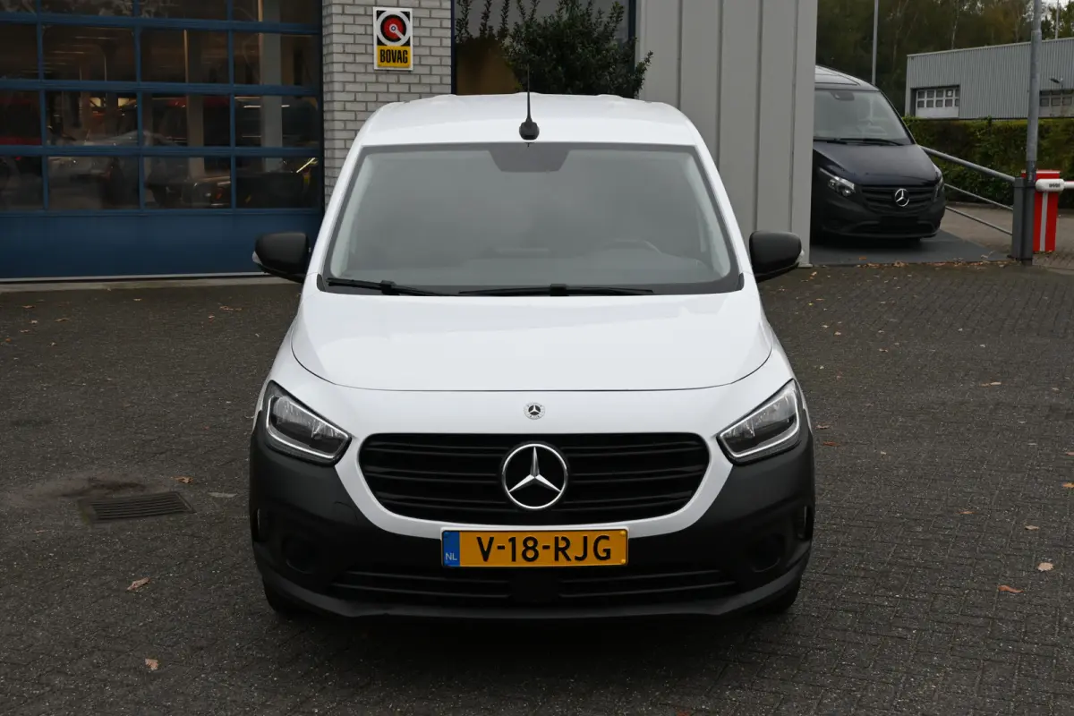 110 CDI L1 Pro 2 Schuifdeuren, Apple Carplay / Android Auto