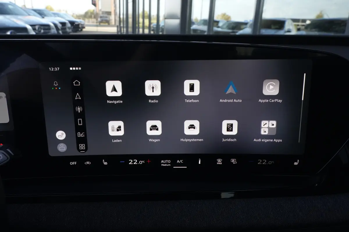 S edition quattro 100 kWh | 428 PK | Panoramadak | Trekhaak | 360 camera | Audi Q6 e-tron S edition quattro met 428 PK en een volledig elektrische aandrijflijn met 100 kWh accupakket en quat