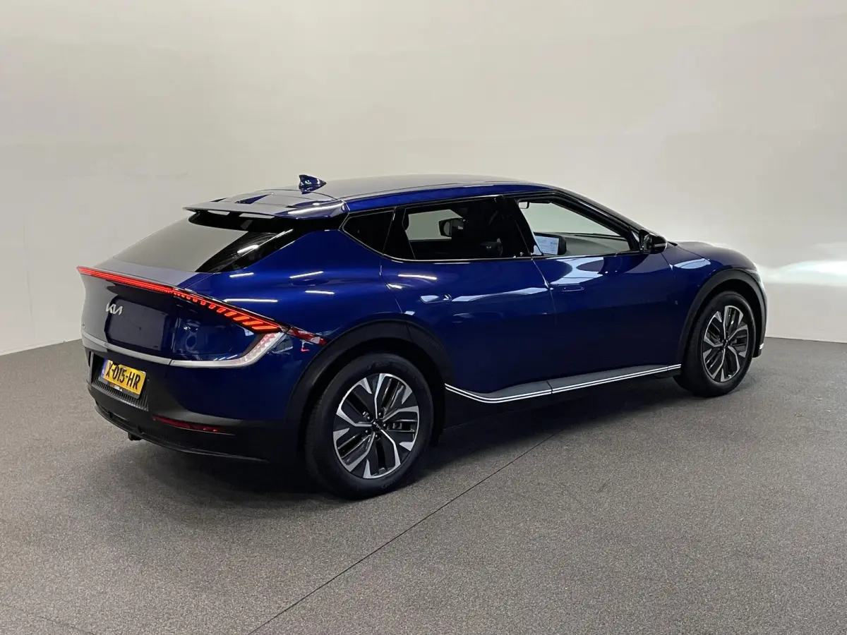 Air 58 kWh Airco Navigatie Carplay Adaptive Cruise Control Full LED Parkeersensoren Camera