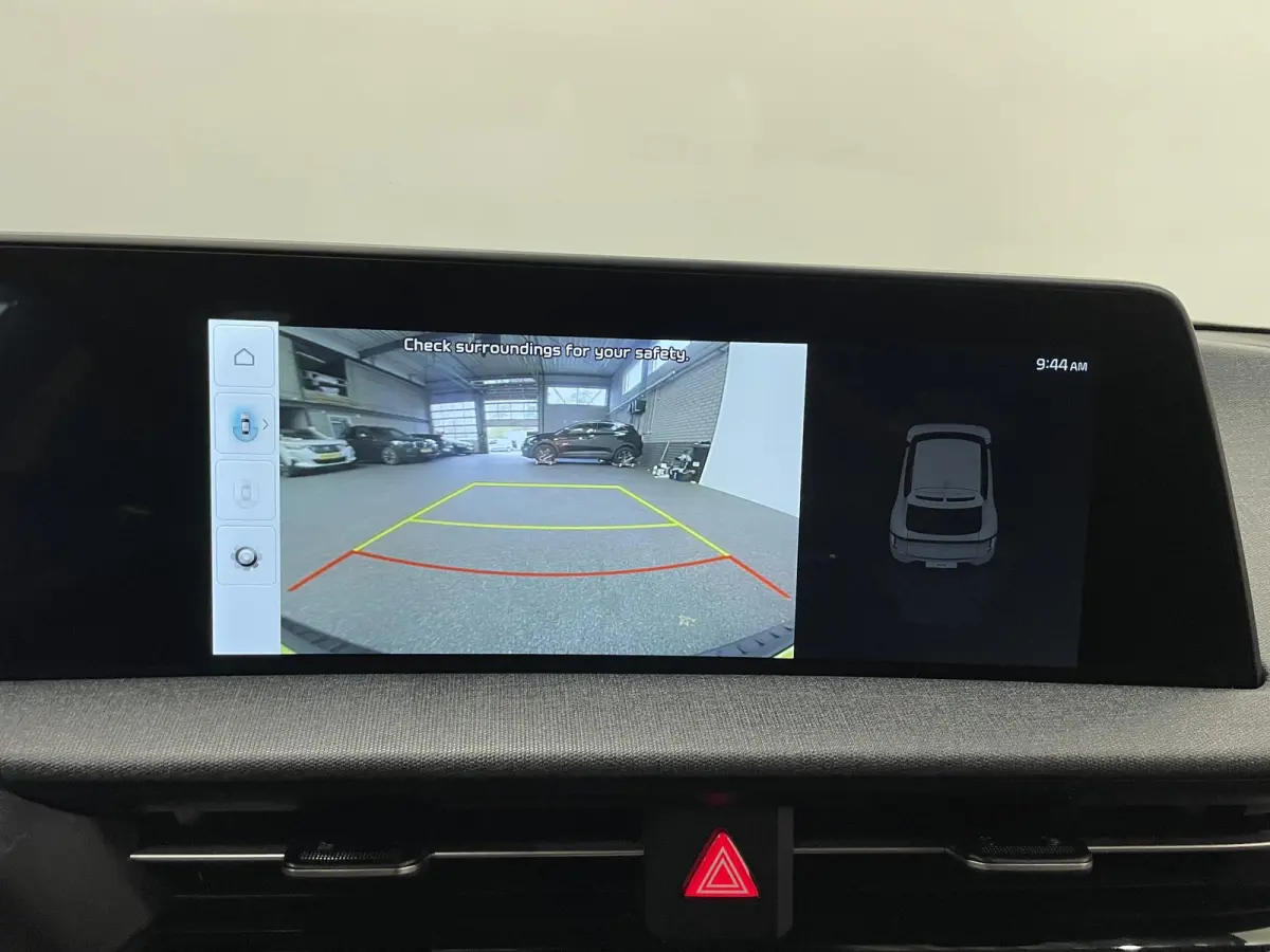 Air 58 kWh Airco Navigatie Carplay Adaptive Cruise Control Full LED Parkeersensoren Camera