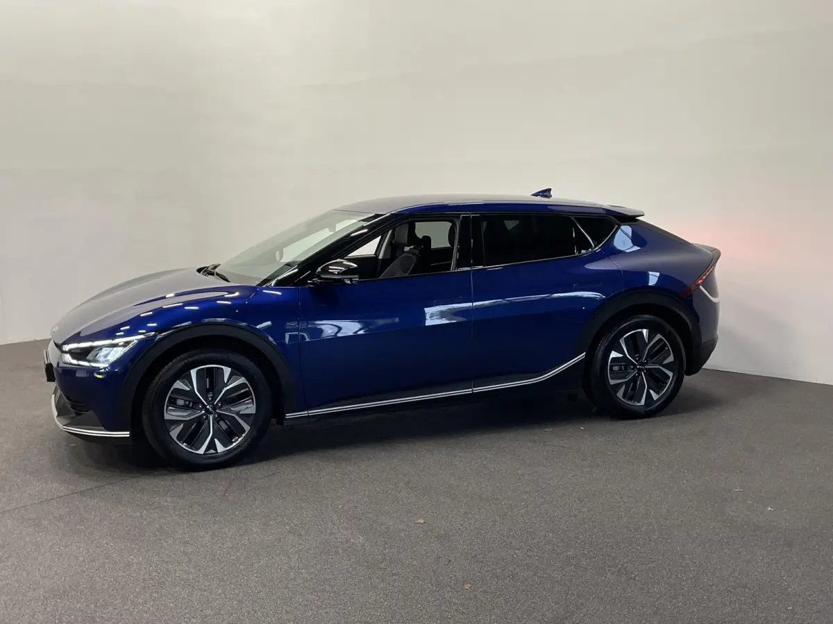 Air 58 kWh Airco Navigatie Carplay Adaptive Cruise Control Full LED Parkeersensoren Camera