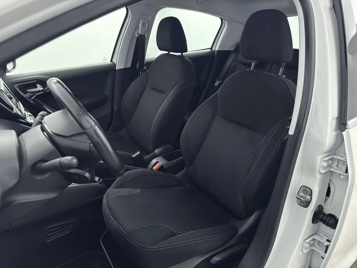 1.2 PureTech Allure Navigatie| Parkeersensoren | Bluetooth Carkit