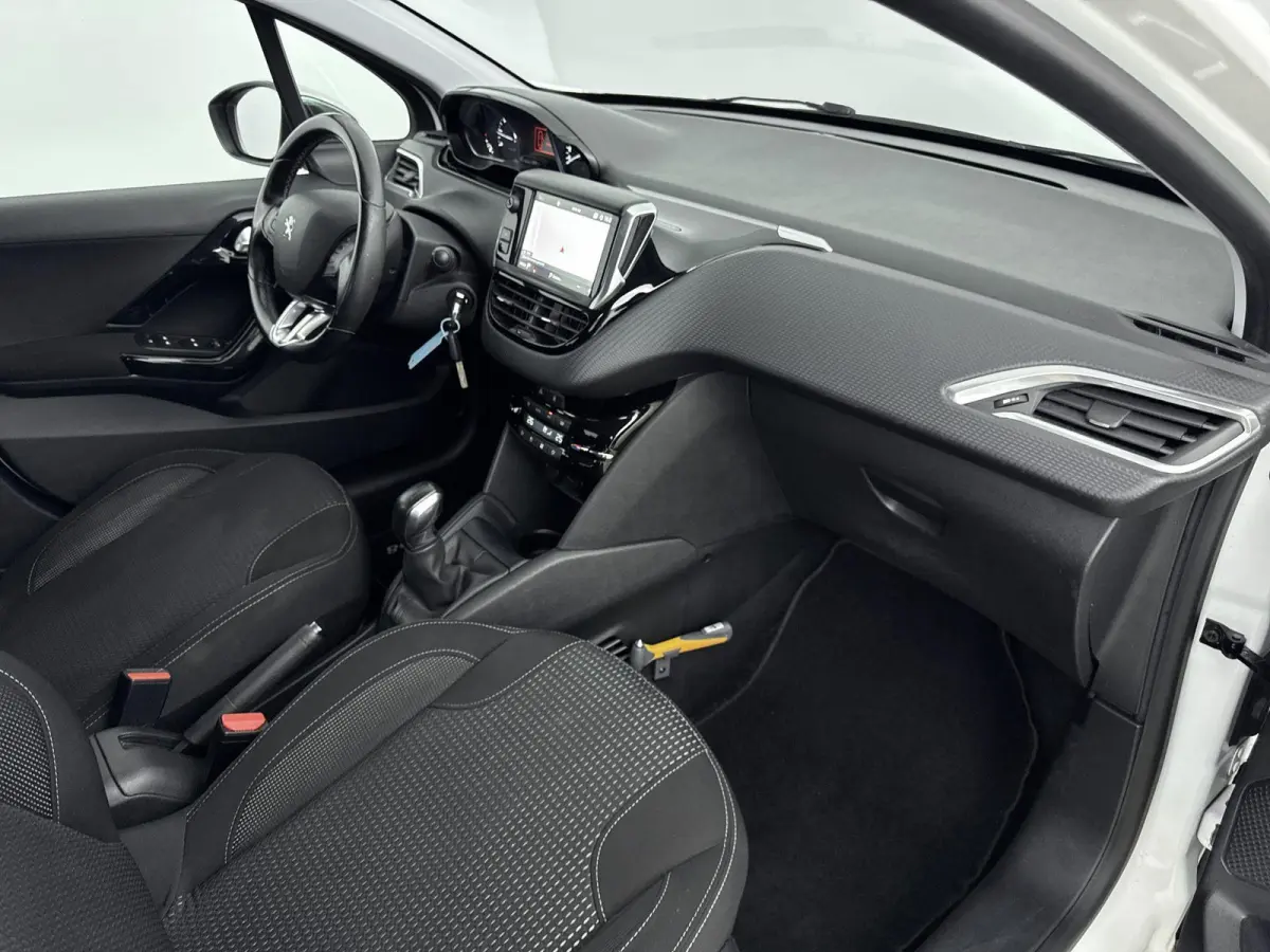 1.2 PureTech Allure Navigatie| Parkeersensoren | Bluetooth Carkit