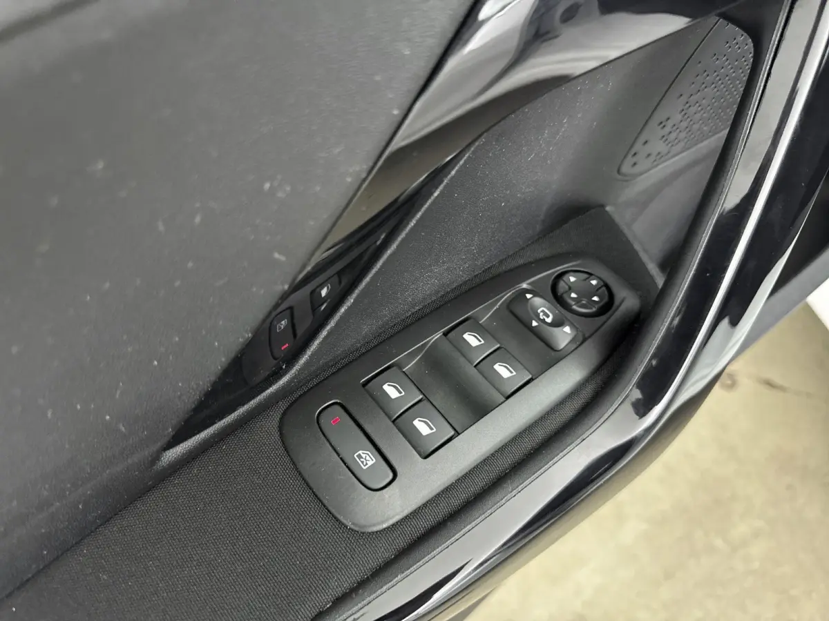 1.2 PureTech Allure Navigatie| Parkeersensoren | Bluetooth Carkit