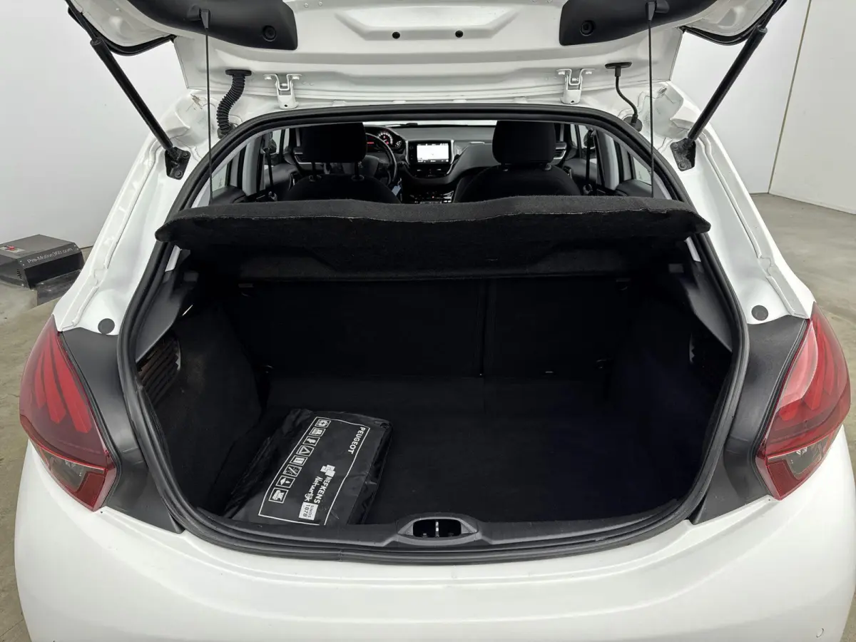 1.2 PureTech Allure Navigatie| Parkeersensoren | Bluetooth Carkit
