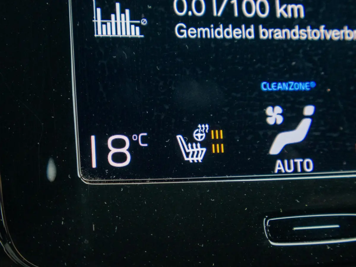 1.5 T3 R-Design Stoel/ Stuurverwarming Trekhaak 18"