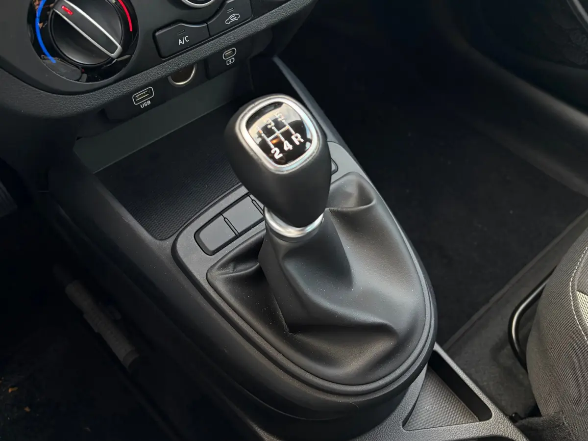 1.0 Comfort | Apple Carplay | Android Auto | Airco | Achteruitrijcamera | Cruise Control |