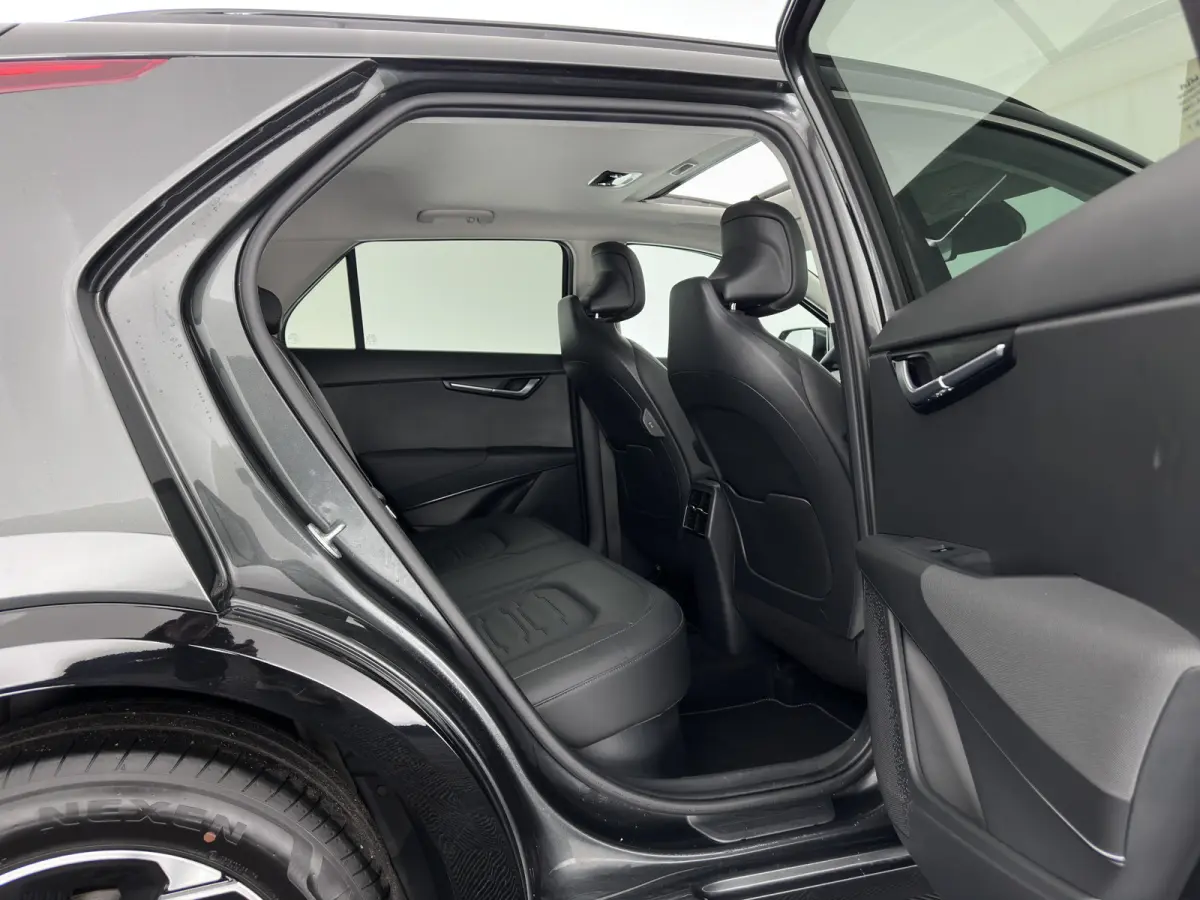 1.6 GDi Hybrid DynamicPlusLine (INCL.BTW) Aut. *PANO | LEATHER | DIGI-COCKPIT | NAVI-FULLMAP | DAB | ADAPTIVE-CRUISE | CAMERA | HEATED-COMFORTSEATS | KEYLESS | PRIVACYGLASS | SHIFTPADDLES | 