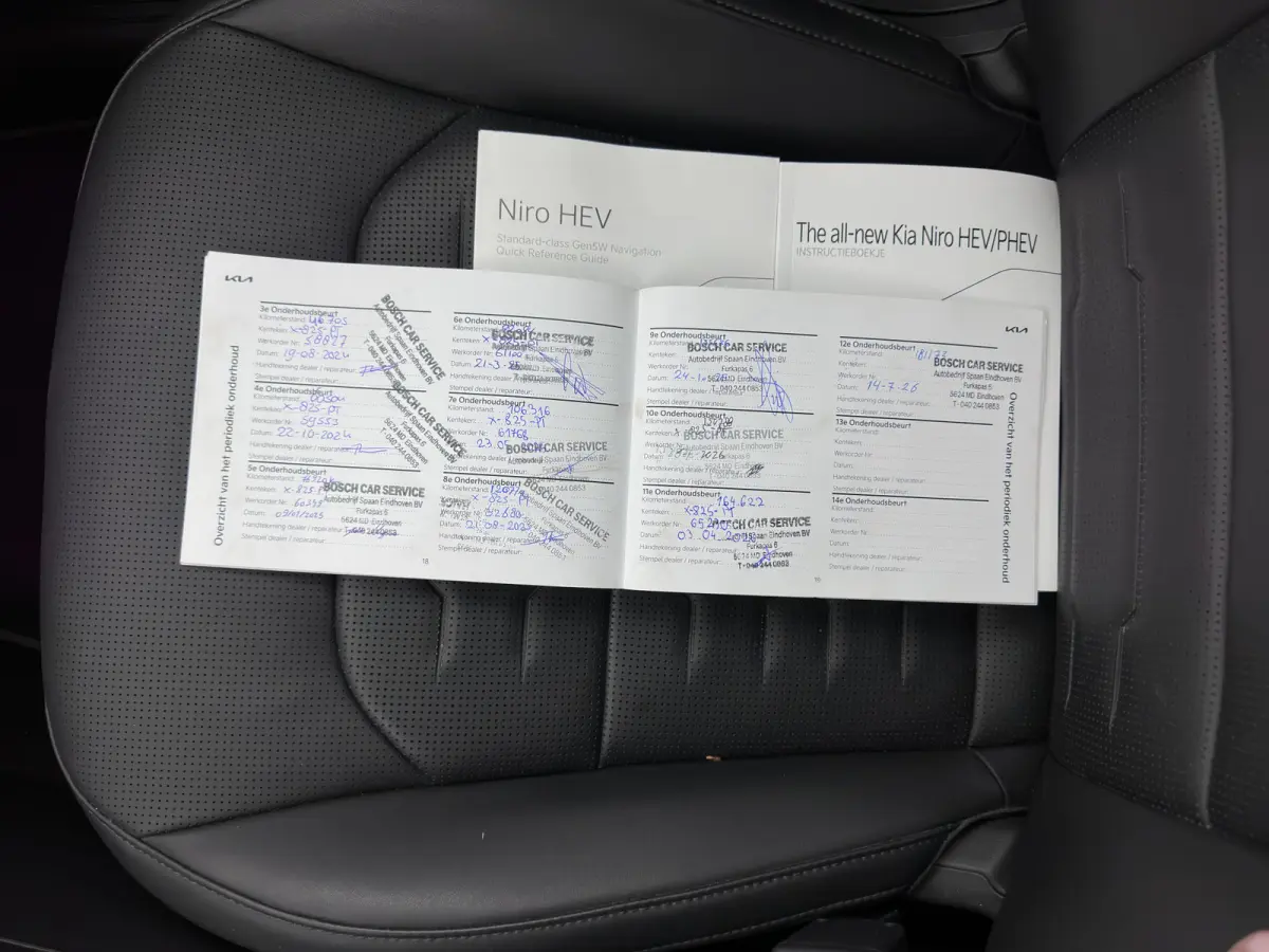 1.6 GDi Hybrid DynamicPlusLine (INCL.BTW) Aut. *PANO | LEATHER | DIGI-COCKPIT | NAVI-FULLMAP | DAB | ADAPTIVE-CRUISE | CAMERA | HEATED-COMFORTSEATS | KEYLESS | PRIVACYGLASS | SHIFTPADDLES | 