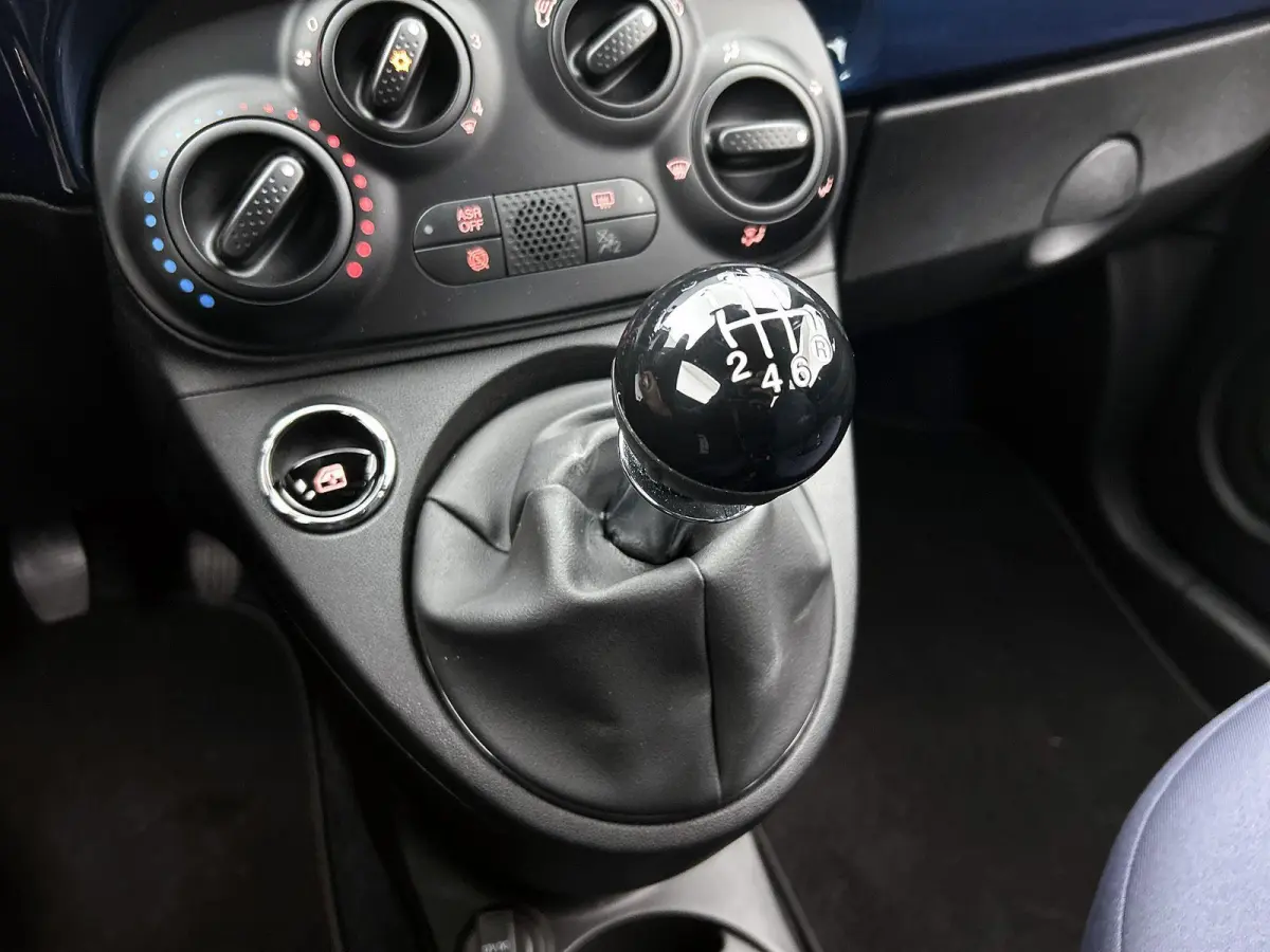 1.0 Hybrid Club | Apple carplay/Android auto | Airco |
